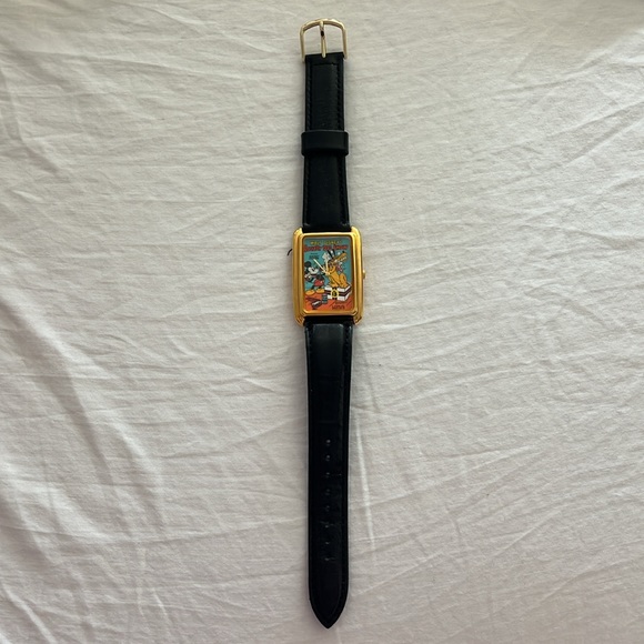 Disney Society Dog Show Lorus Watch